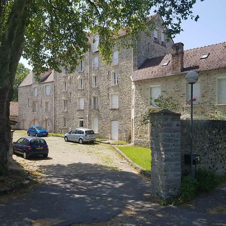 Saint-YonLe Moulin D'Adri公寓 外观 照片